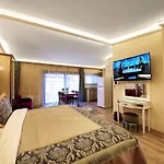 كاتاليا 3*