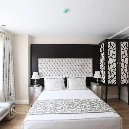 Hotell Katelya 3*